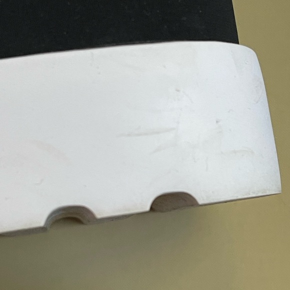 MICHAEL Michael Kors
Becker Platform Sandals - Picture 9 of 11